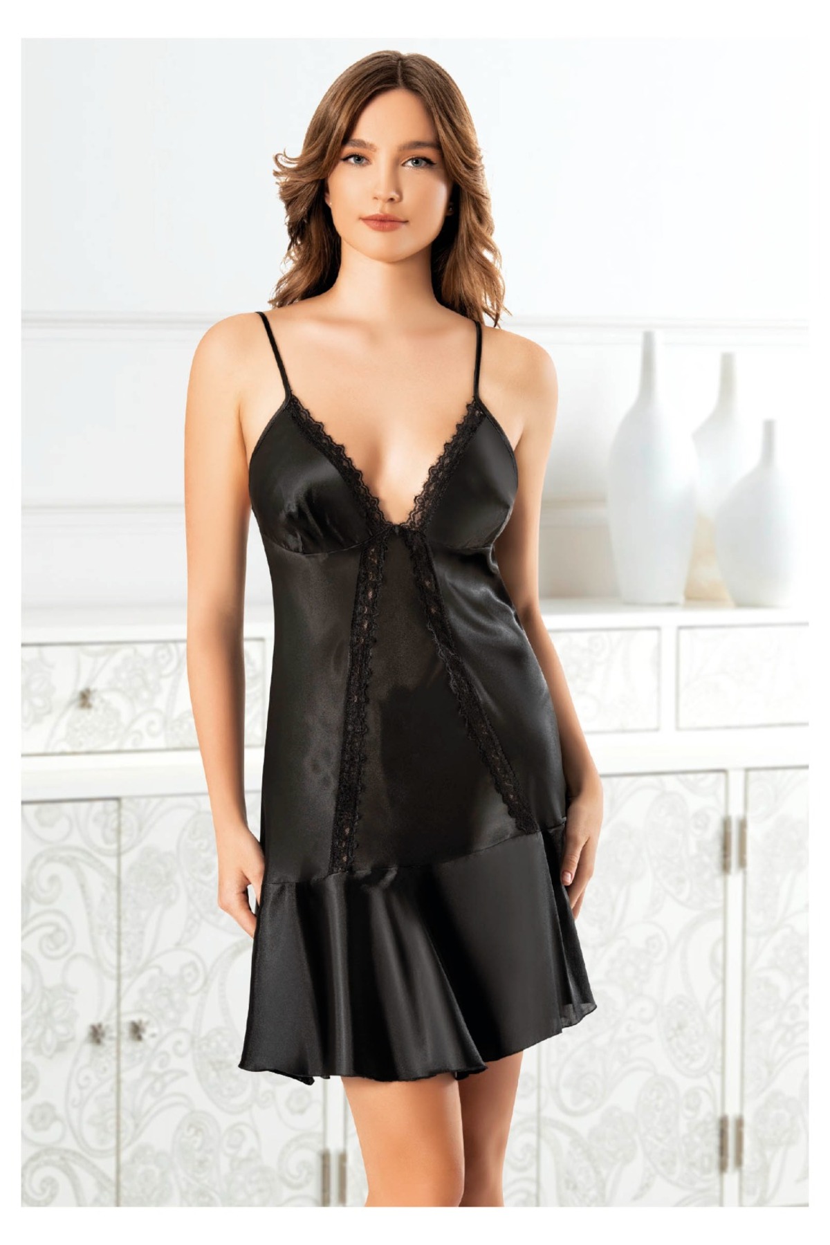 Dynamic Saten Ön Dantelli Ayarlanabilir Askılı Gecelik Siyah