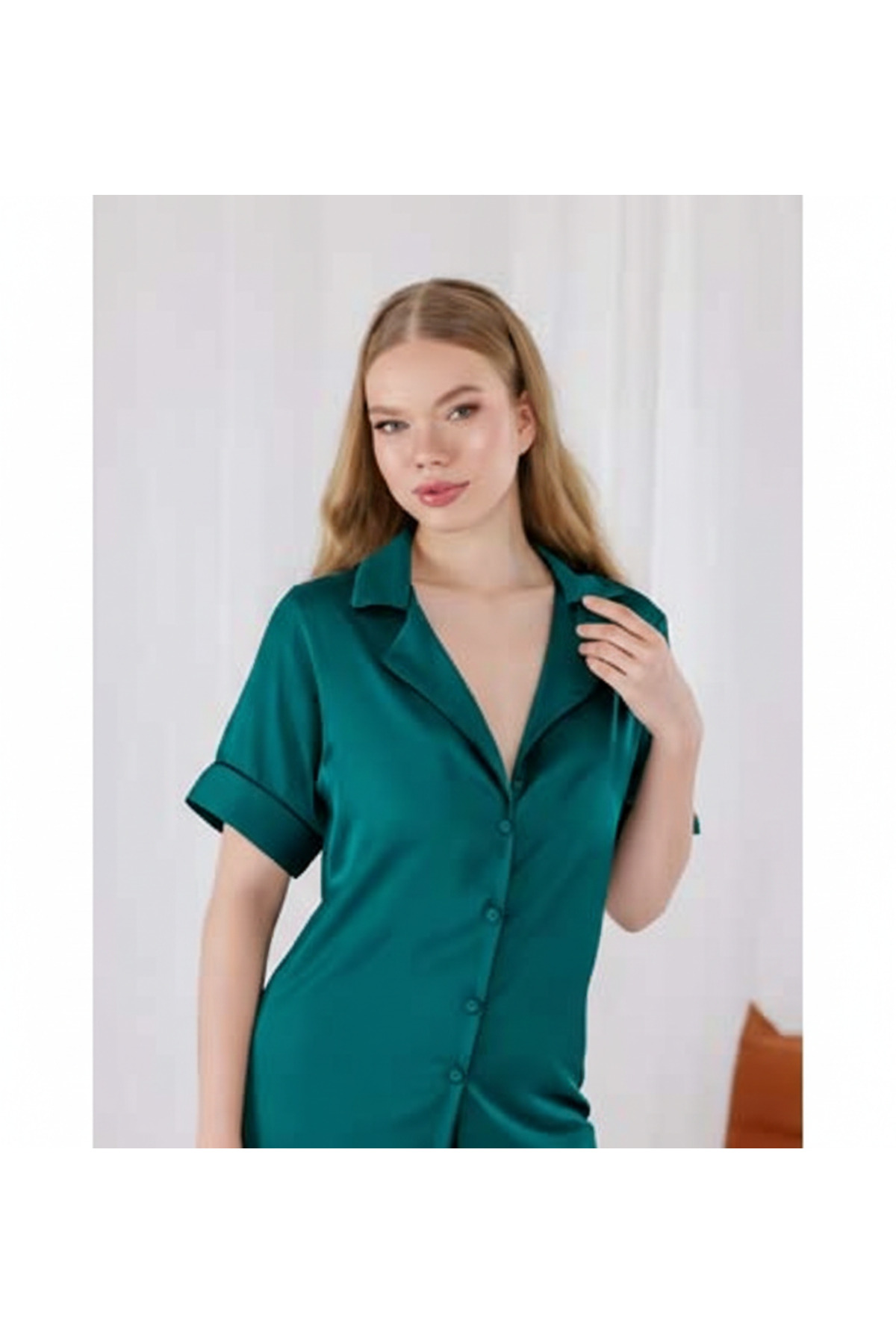 Radu store Kadın Saten Gömlek Yaka Düğmeli Kısa Kol Gecelik Takımı