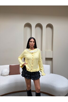 EEES DANTEL YAKA DÜĞME DETAY HIRKA