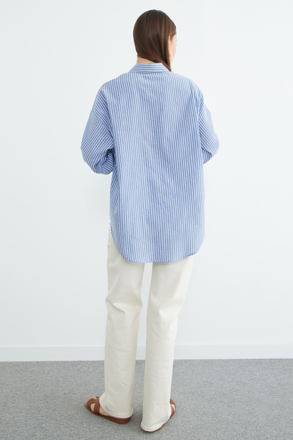 Fullamoda  Çizgili Arkası Uzun Oversize Gömlek - Görsel 8