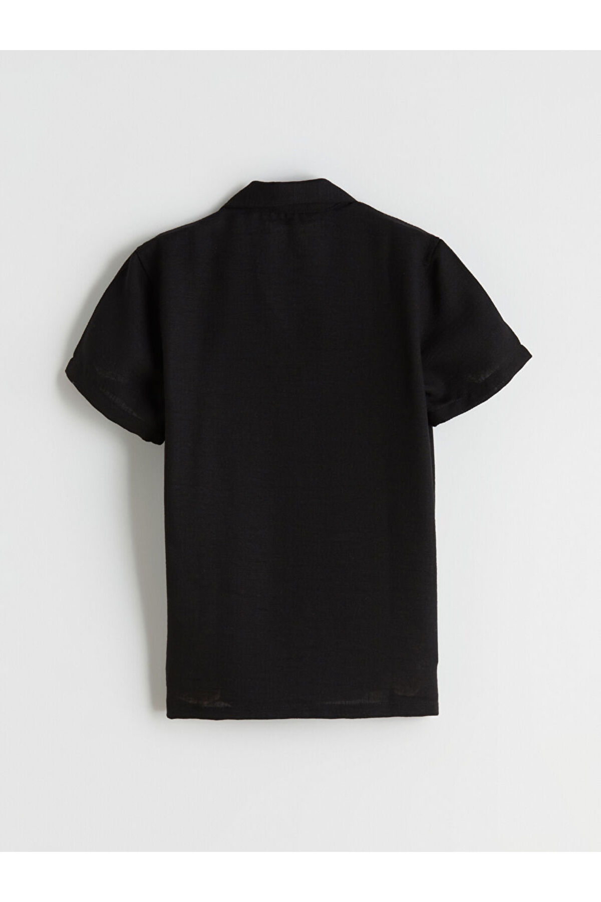 LC Waikiki Siyah Kısa Kollu Erkek Çocuk Gömlek fotoğrafı 3 (önizleme)