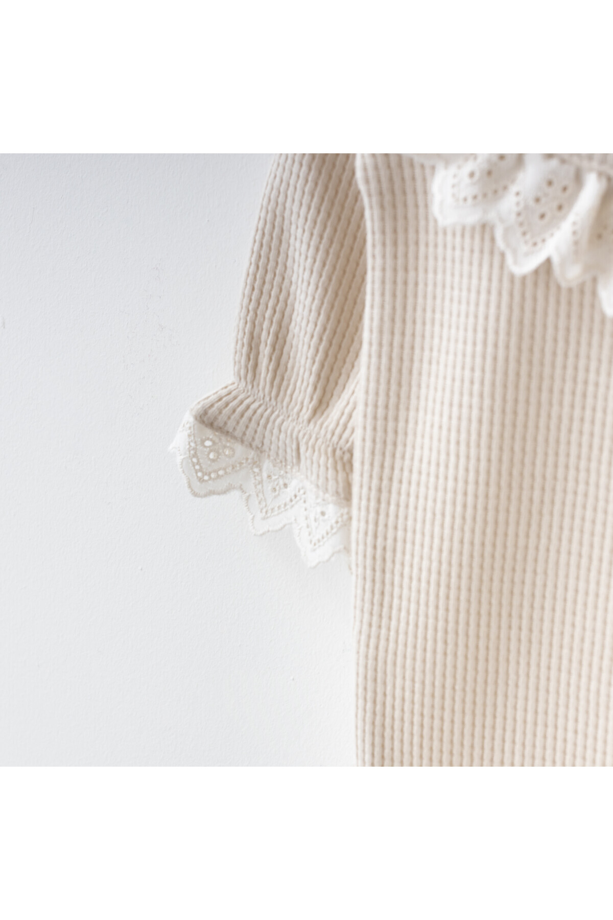 O Baby Waffle Kumaş Fistonlu 2'li Tulum Kız Bebek Yenidoğan Mevlüt Takımı Bandanalı Hastane Çıkışı fotoğrafı 4 (önizleme)