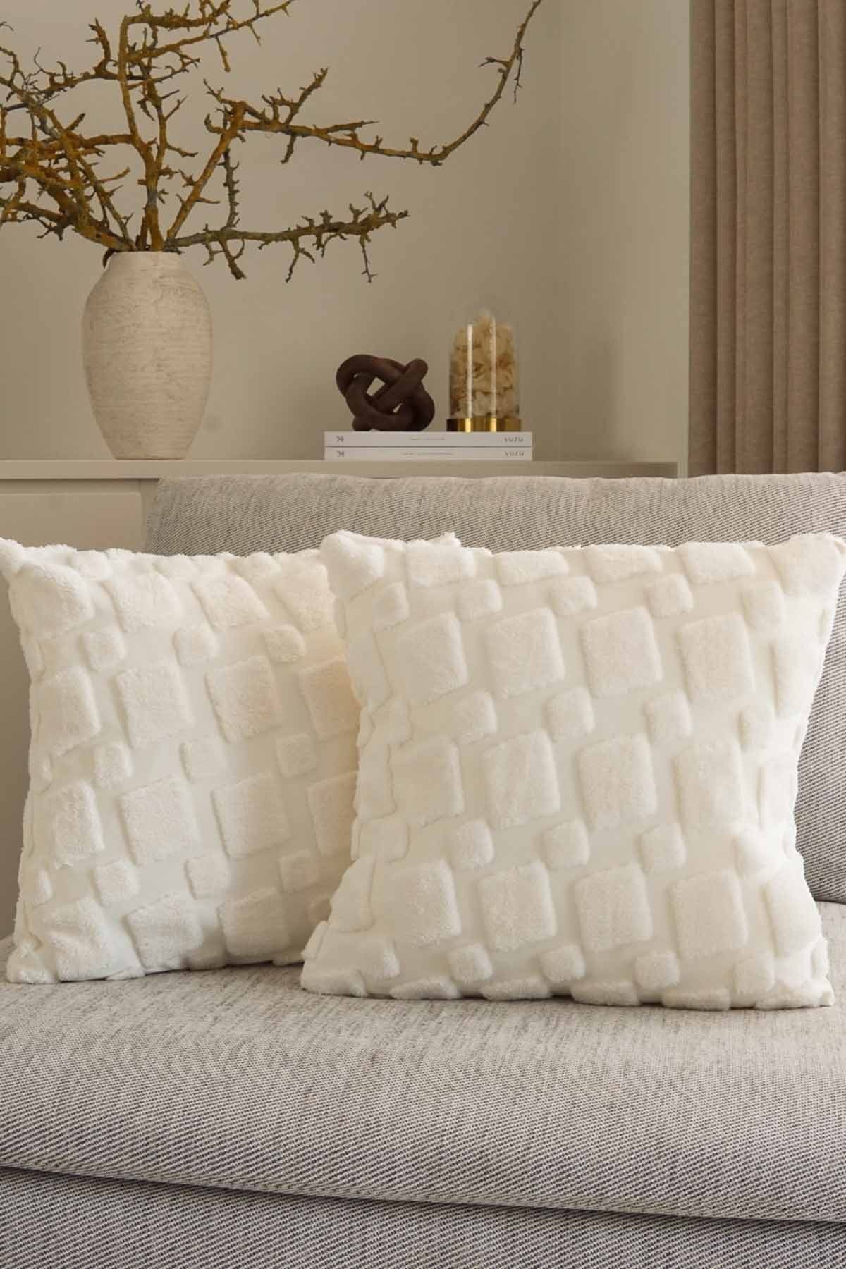 2-Piece Set '' Double-Sided Same Pattern '' Punch Embroidered Tufting Pillow Case 43*43 Cm - Cream Badge