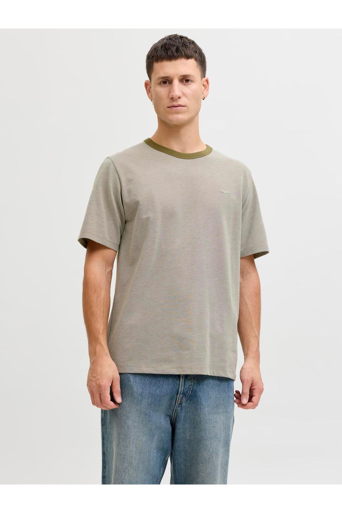 تی‌شرت JPRBLUALVES SS LN Olive جک اند جونز تی شرت Jack & Jones