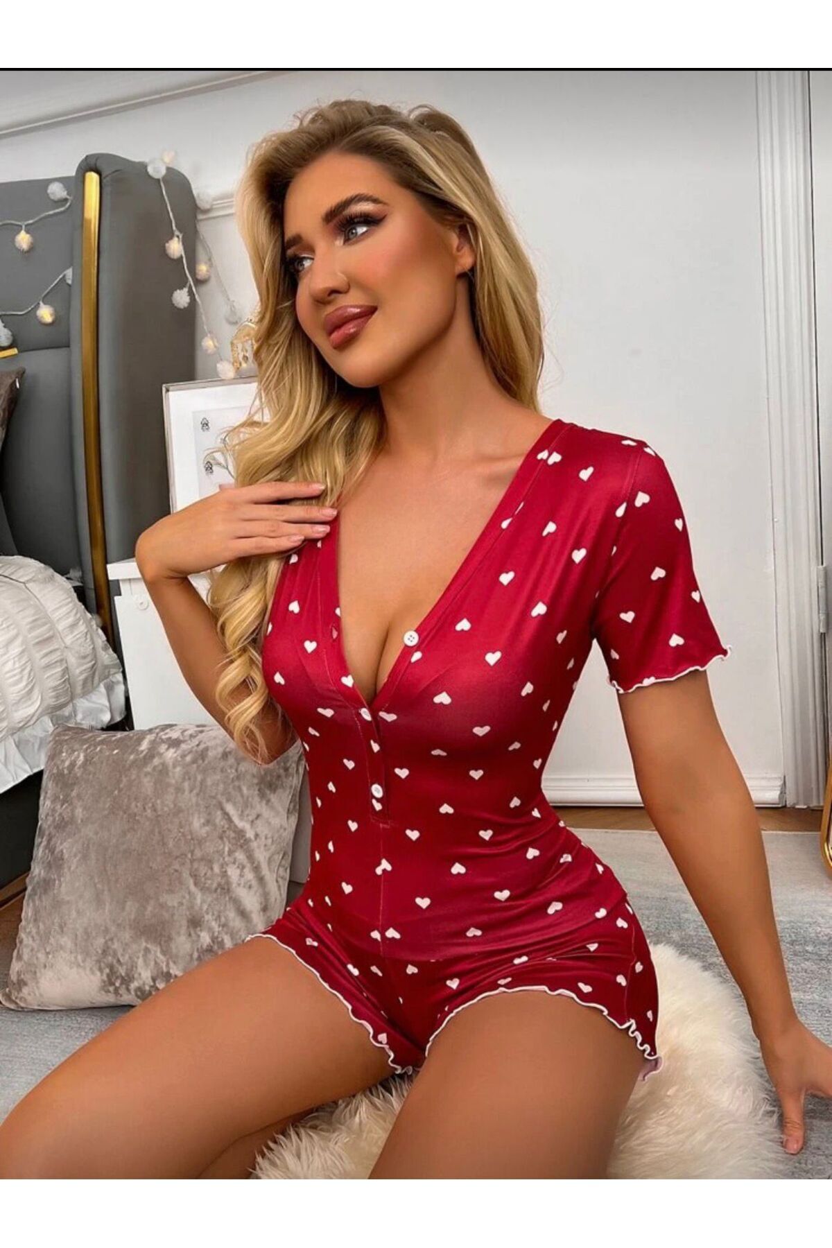NYXELLE LİNGERİE Kadın Kırmızı Kalp Desenli Kısa Kollu Şortlu Tulum Pijama Takımı - Önü Düğmeli Fitilli Sabahlık