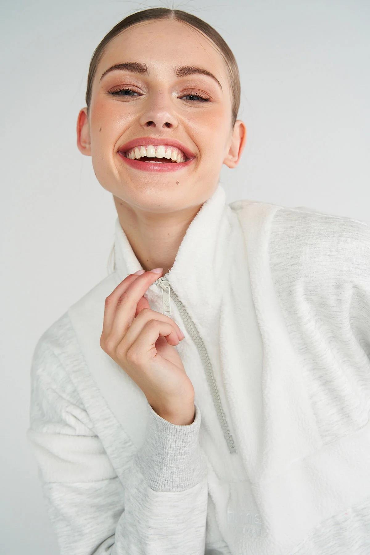 hummel ADUR YARIM FERMUARLI SWEATSHIRT görsel 2