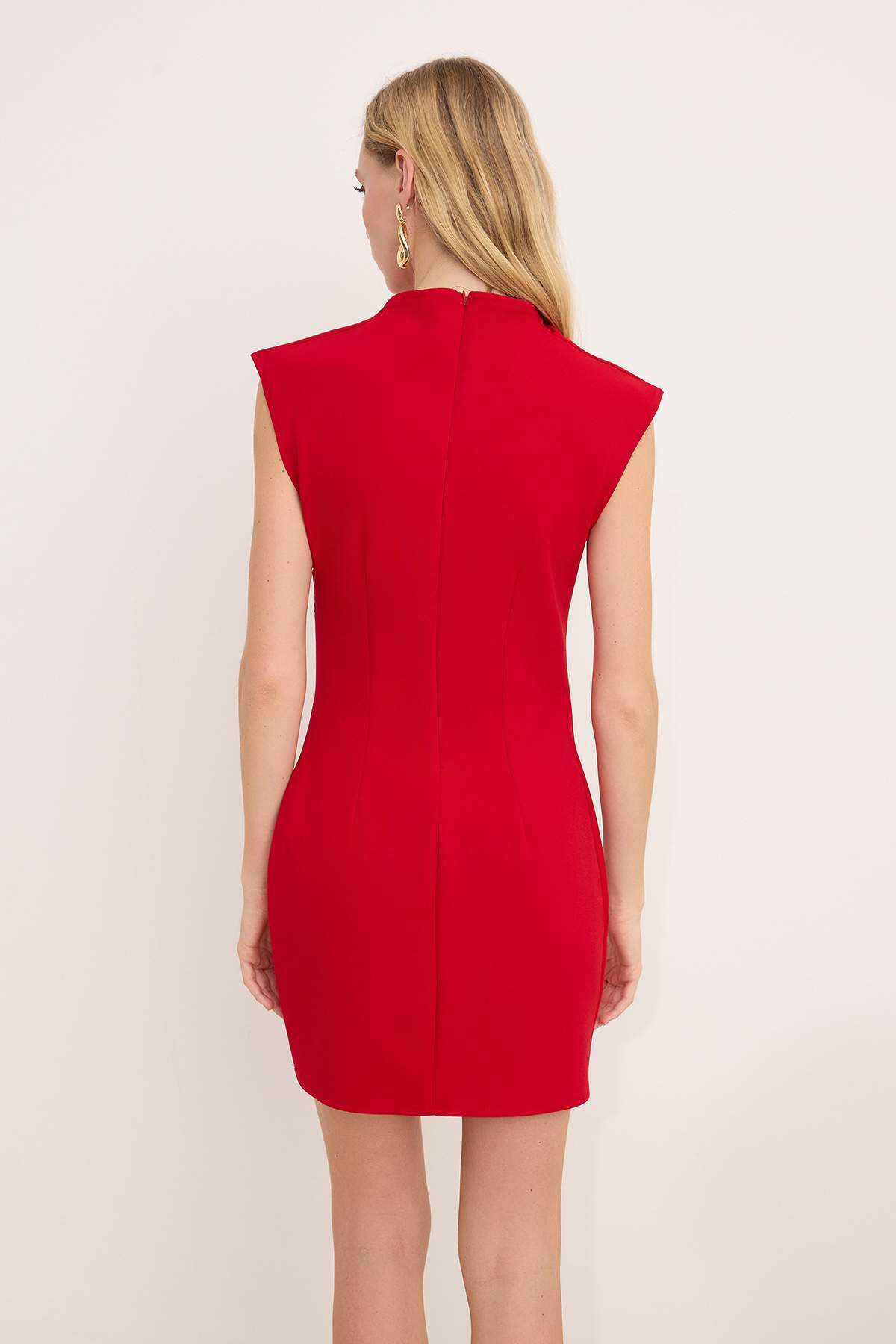 Trendyolmilla  Wardrope Essentials Kırmızı Dik Yaka Kısa / Mini Esnek Dokuma Elbise TWOSS26EL00306 - Görsel 4