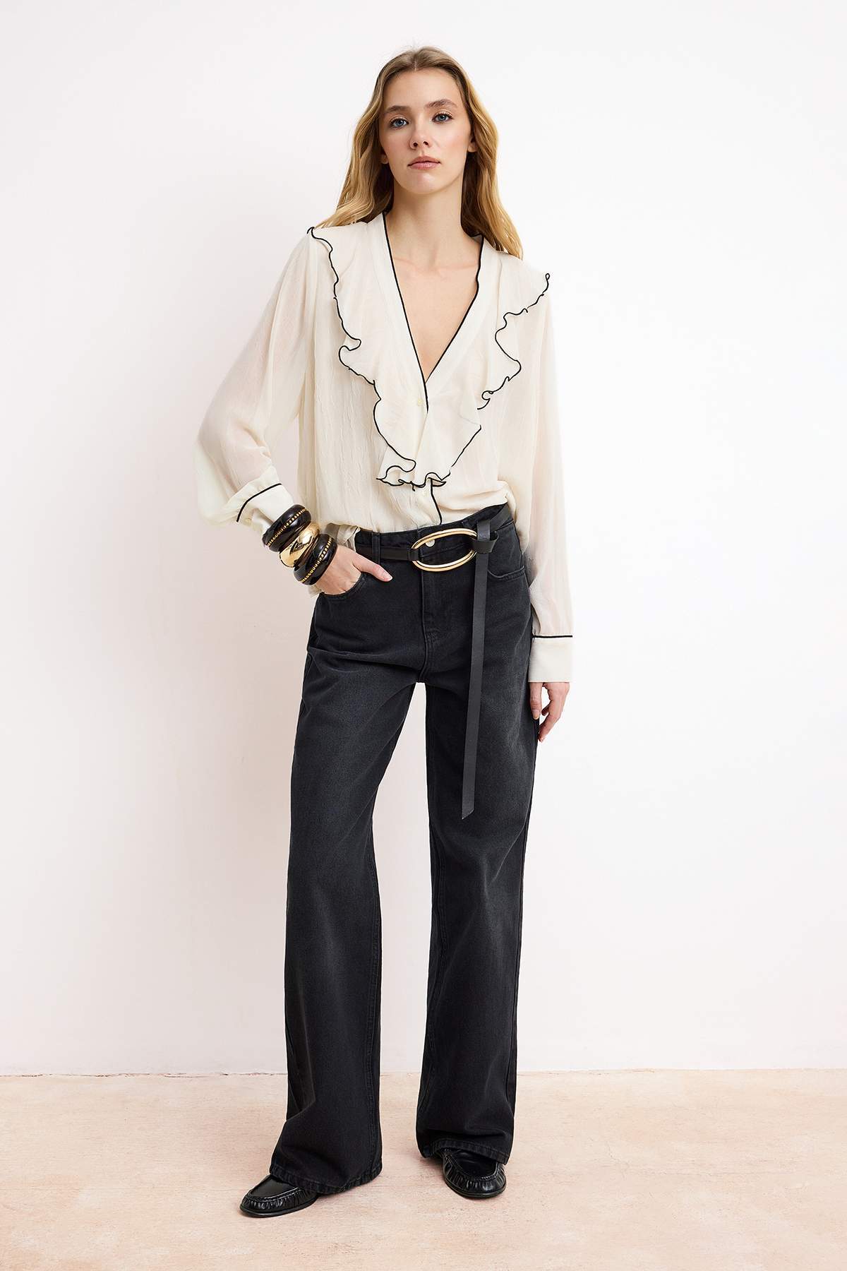 Trendyolmilla  Siyah Yüksek Bel Uzun Boy %100 Pamuk Wide Leg Jeans TWOSS26JE00130 - Görsel 2