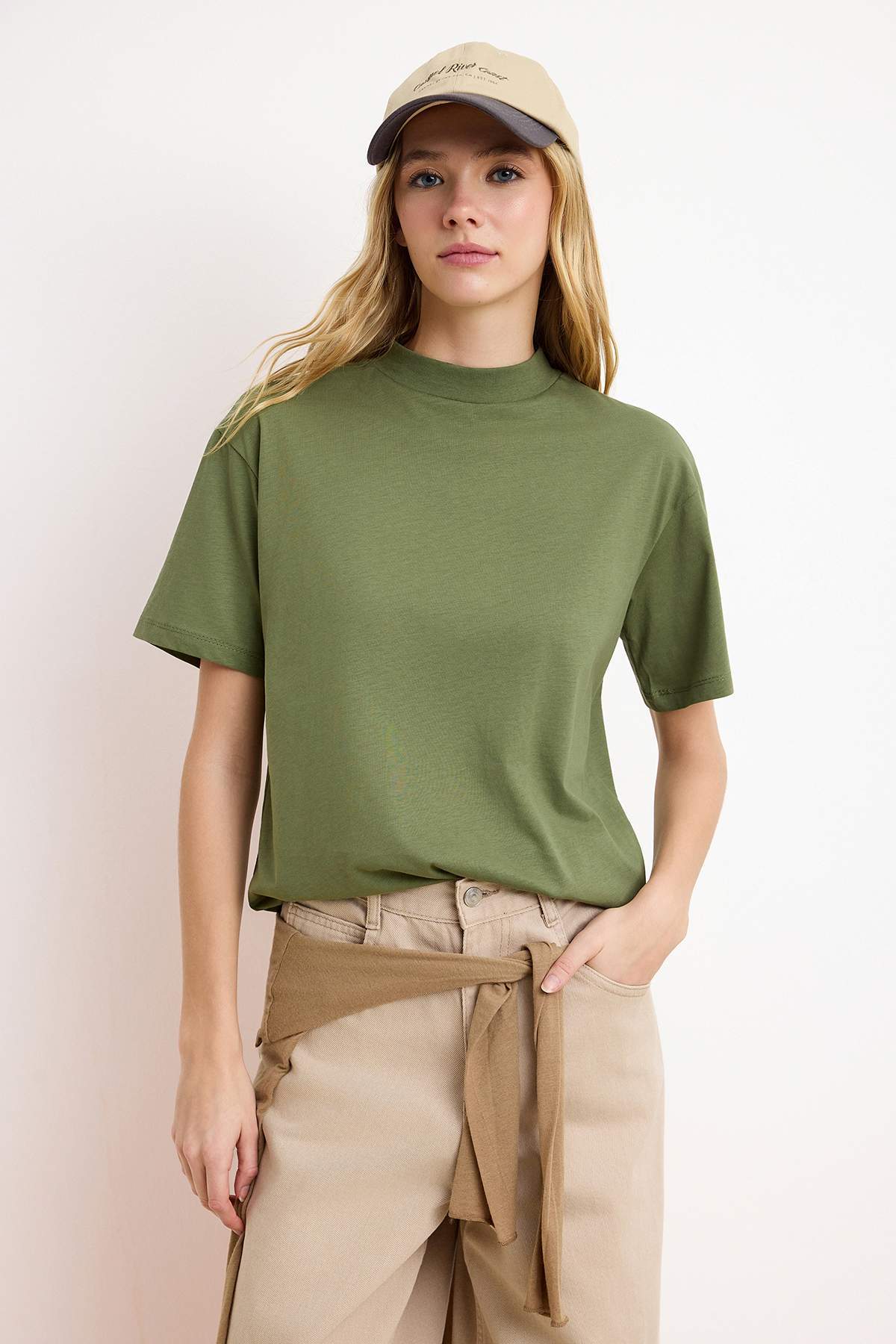 Trendyolmilla  Kahverengi-Haki 2'li Paket %100 Pamuk Basic Dik Yaka Örme T-Shirt TWOSS20TS1500 - Görsel 5