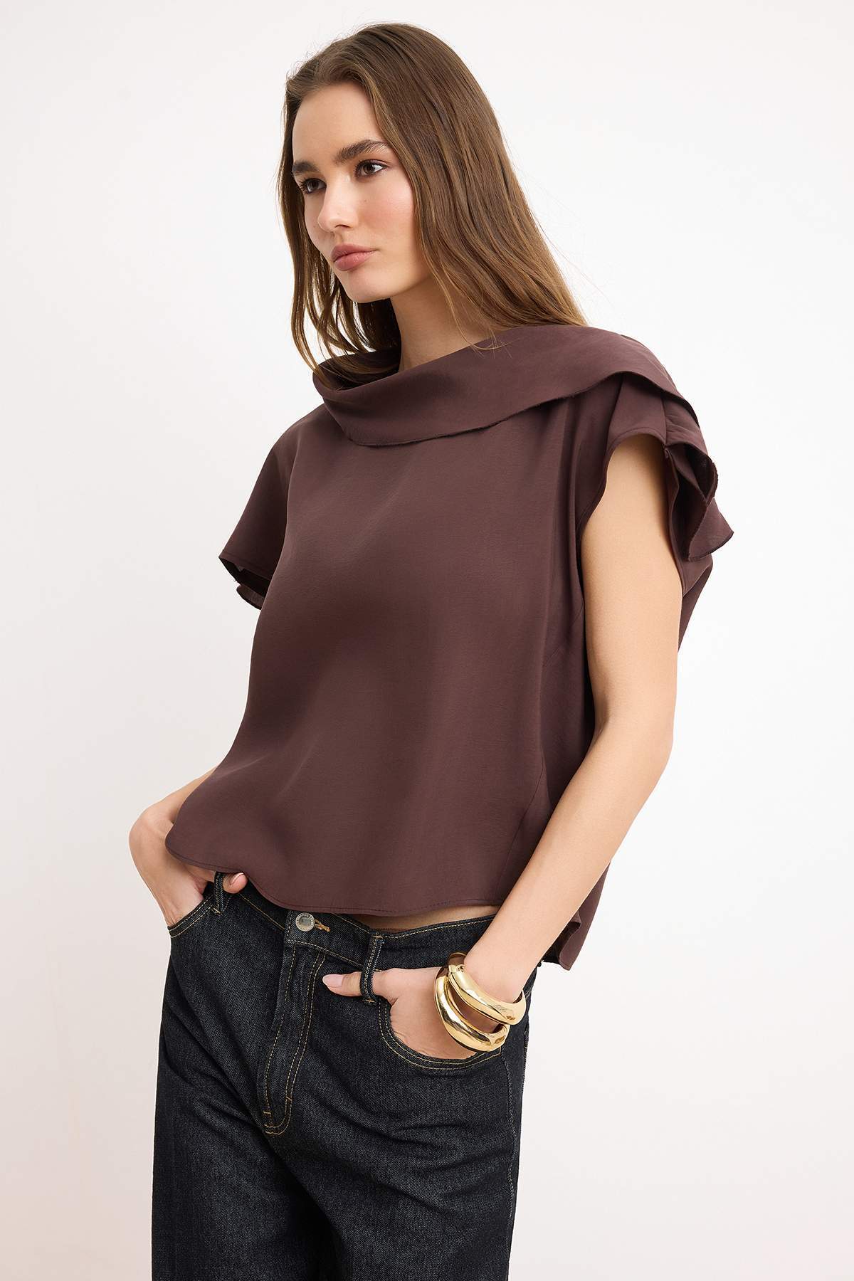 Trendyolmilla  Kahverengi Yaka Detaylı Dokuma Bluz TWOSS26BZ00326 - Görsel 2