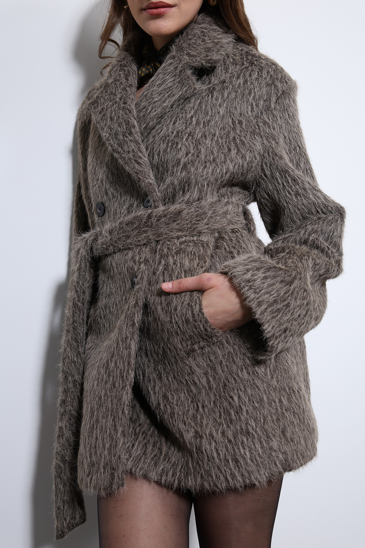 Antioch  Kahve Kısa Suni Kürklü Kaban - Görsel 6