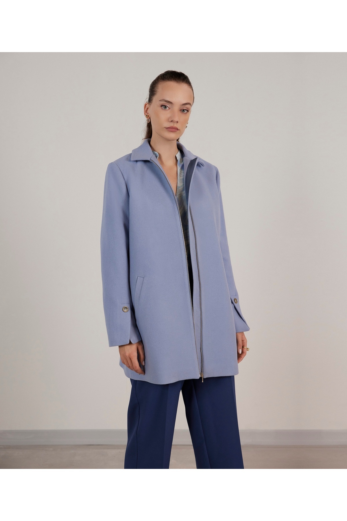 Yargıcı  Fermuar Detaylı Palto