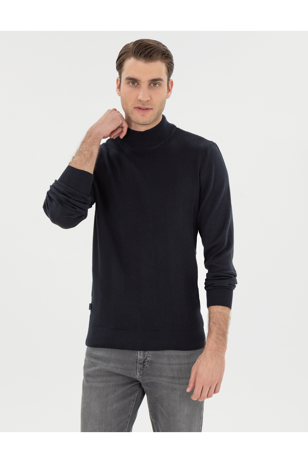 پیر کاردین ژاکت بافتنی یقه اسکی سرمه‌ای اسلیم فیت مدل 50300498-VR033