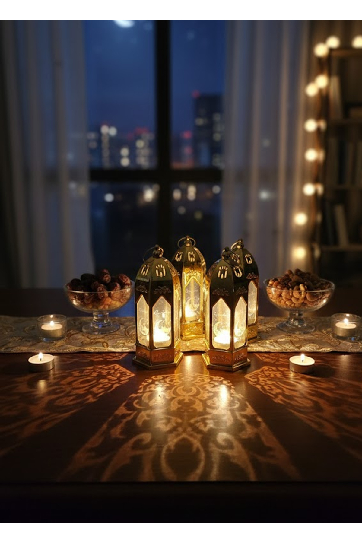 طقم 3 فوانيس رمضانية ذهبية اللون بعبارة رمضان كريم...