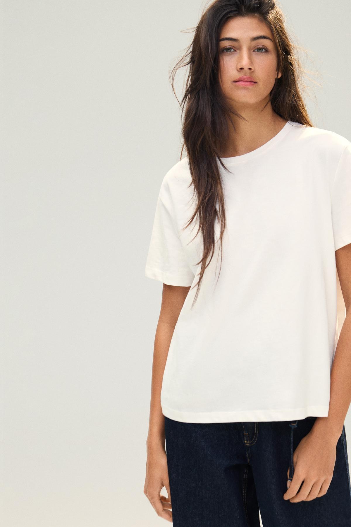 Bershka  Kısa kollu basic tişört - Görsel 3