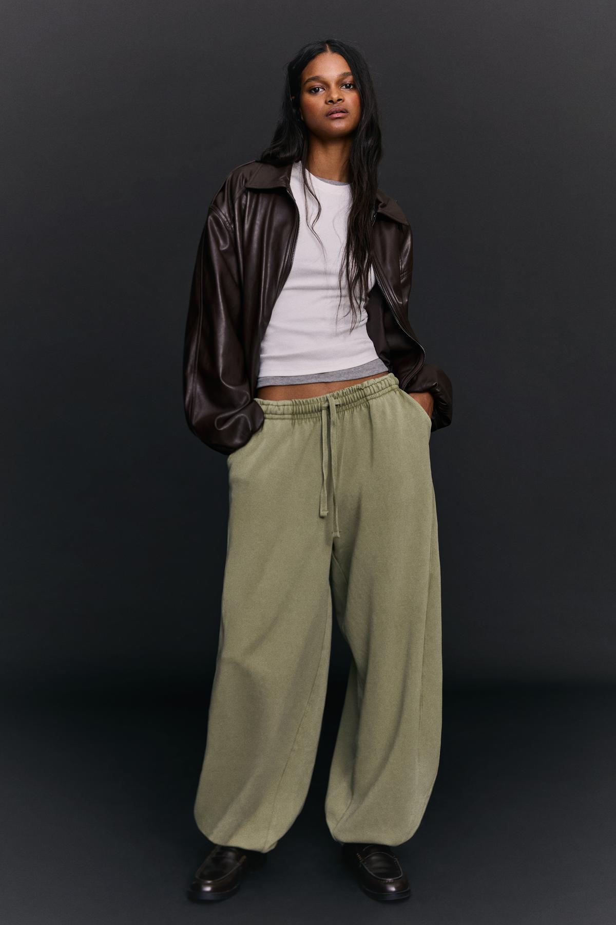 Barrel fit raised sweatpants with stopper