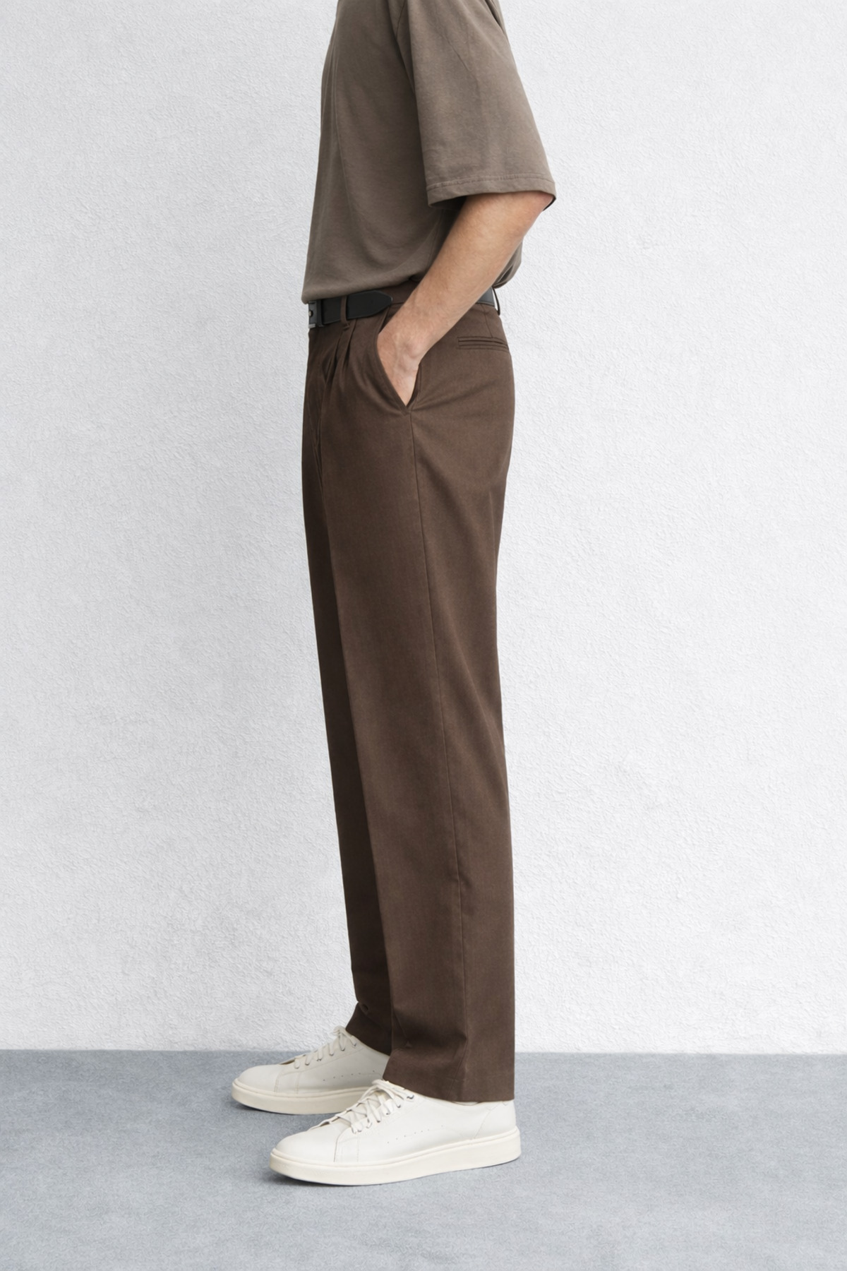 inpool  Baggy kalıp, yazlık-baharlık, esnek-dökümlü, pile detaylı, geniş kumaş pantolon ASP01 - Görsel 4