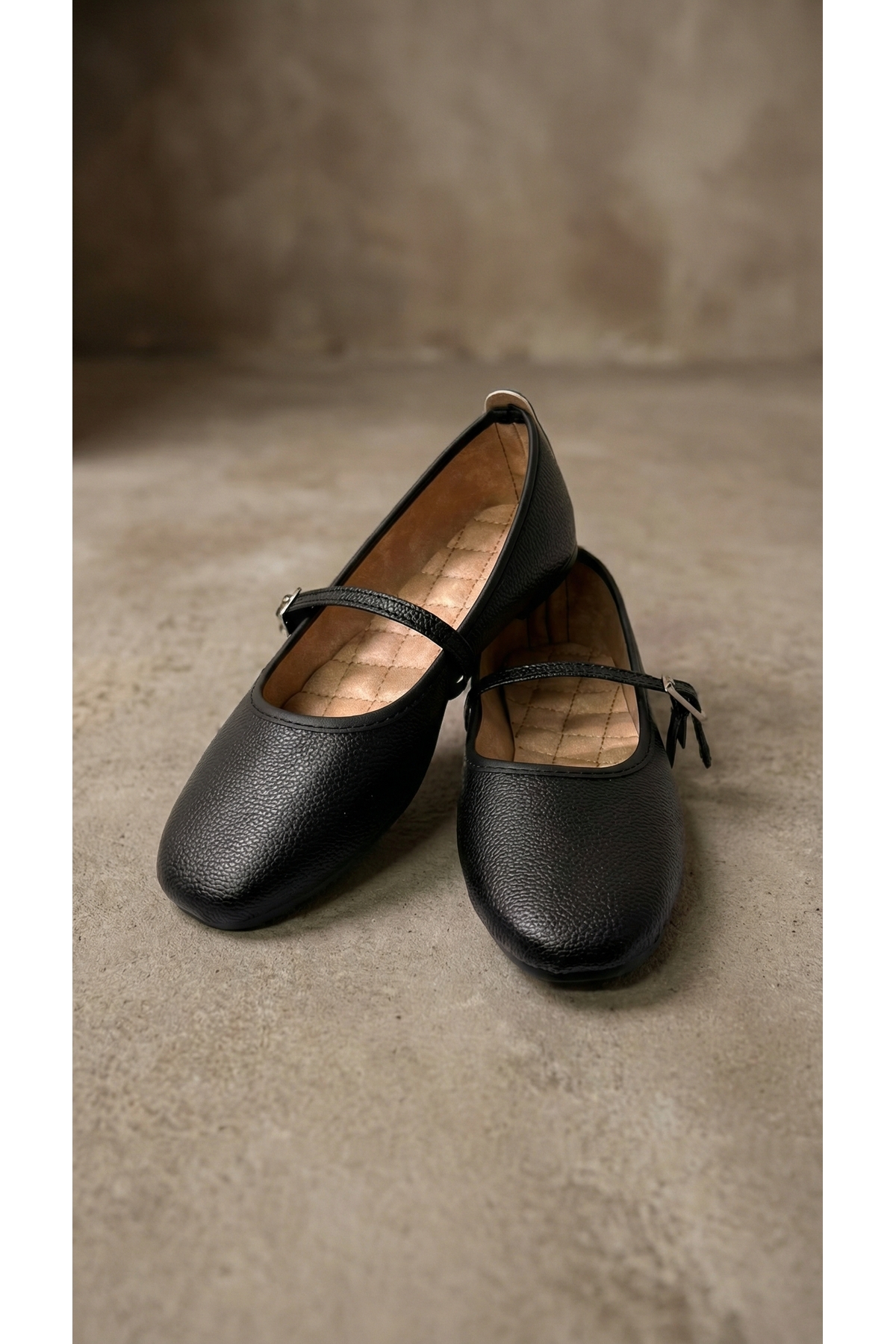 Beyond   Kadın Siyah Tokalı Deri Babet 1cm BYNDVB01 - Görsel 4