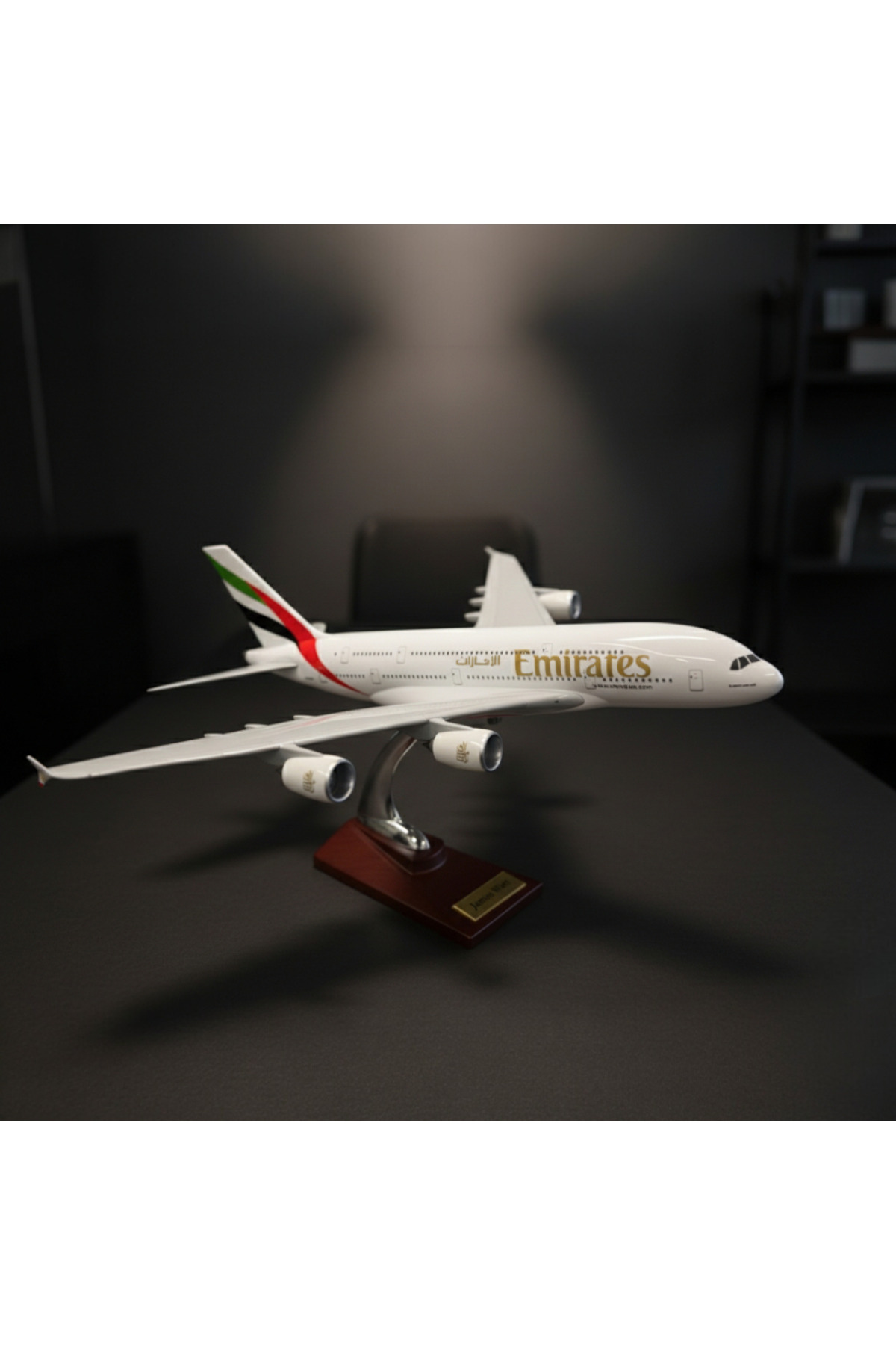 AYDINARTSHOP Emirates Airbus A380 Uçak Maketi – 1:200 Ölçek 36 cm