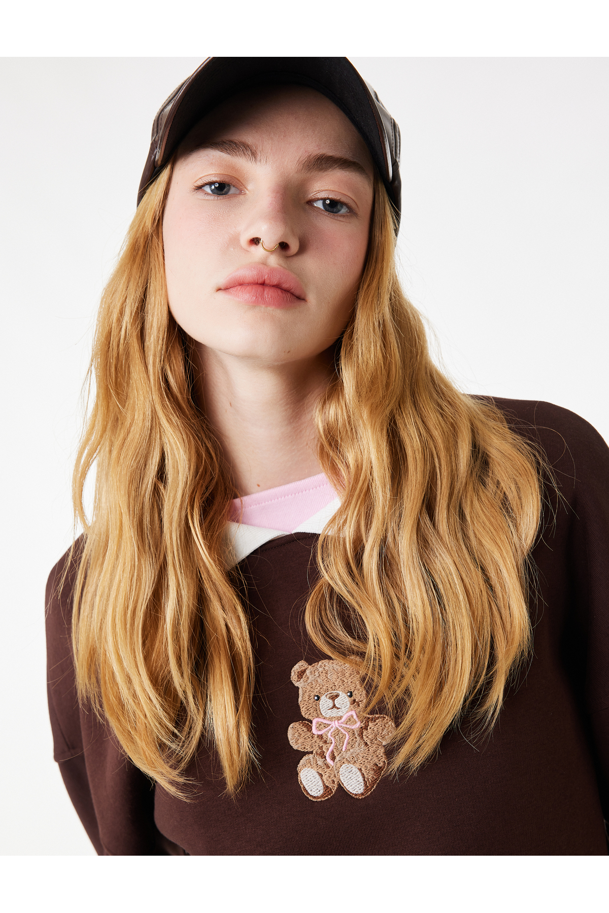 Koton  Rahat Kalıp Uzun Kollu Polo Yaka Ayıcık Nakış Detaylı Sweatshirt