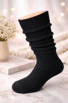 Bamuta Kadın  Dizaltı Yün Bot Çorabı Siyah
