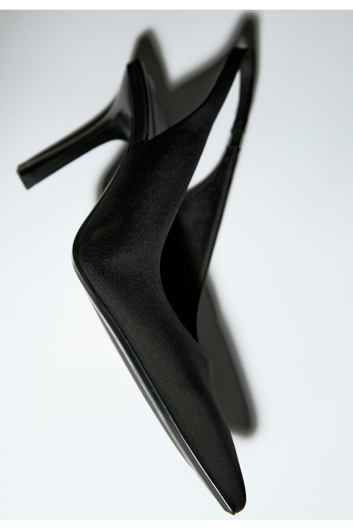 Stradivarius  Topuksuz temel ayakkabılar - Görsel 2