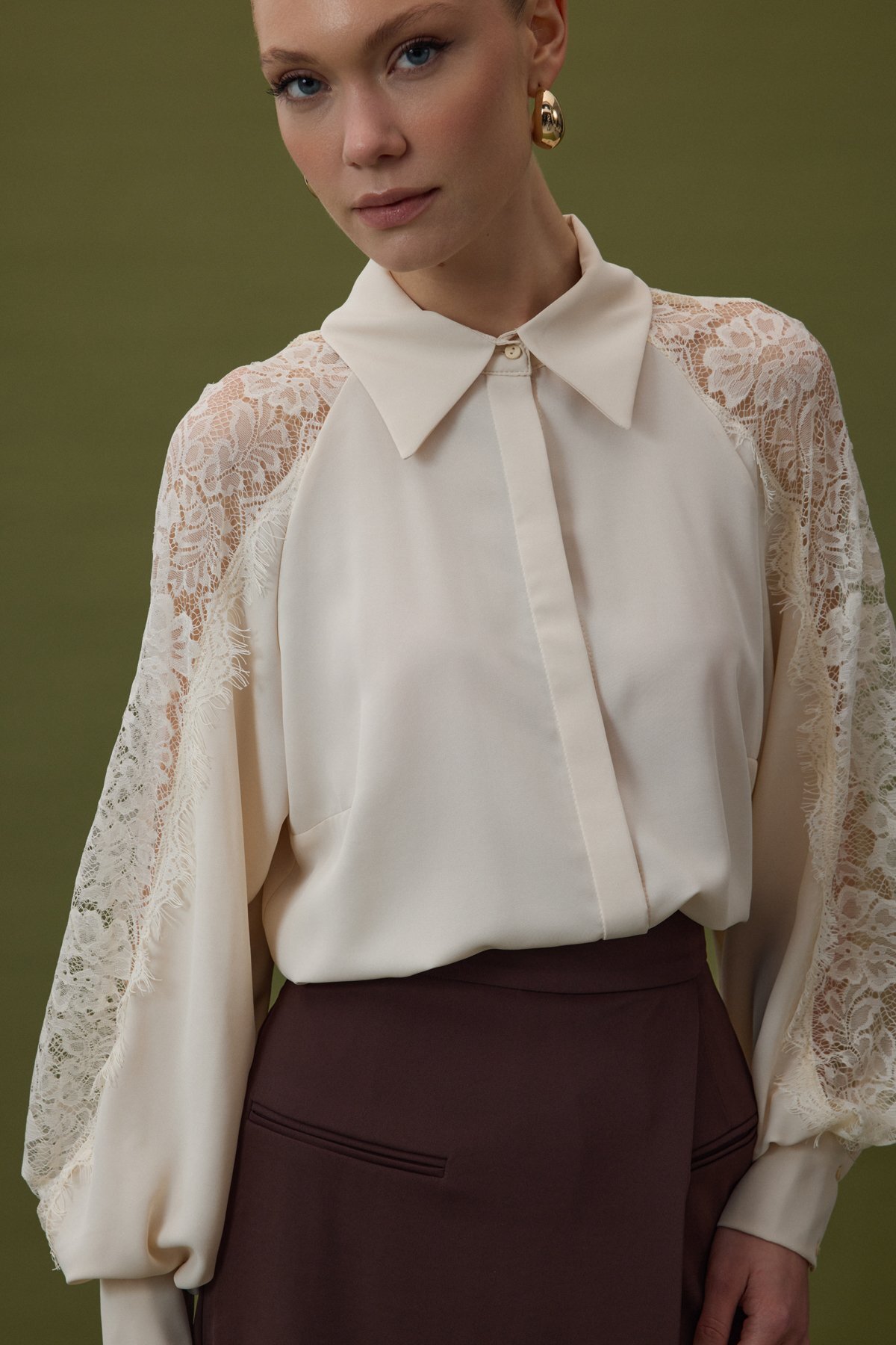 Sateen  Kolları Dantel Detaylı Gömlek - Bej - Görsel 6