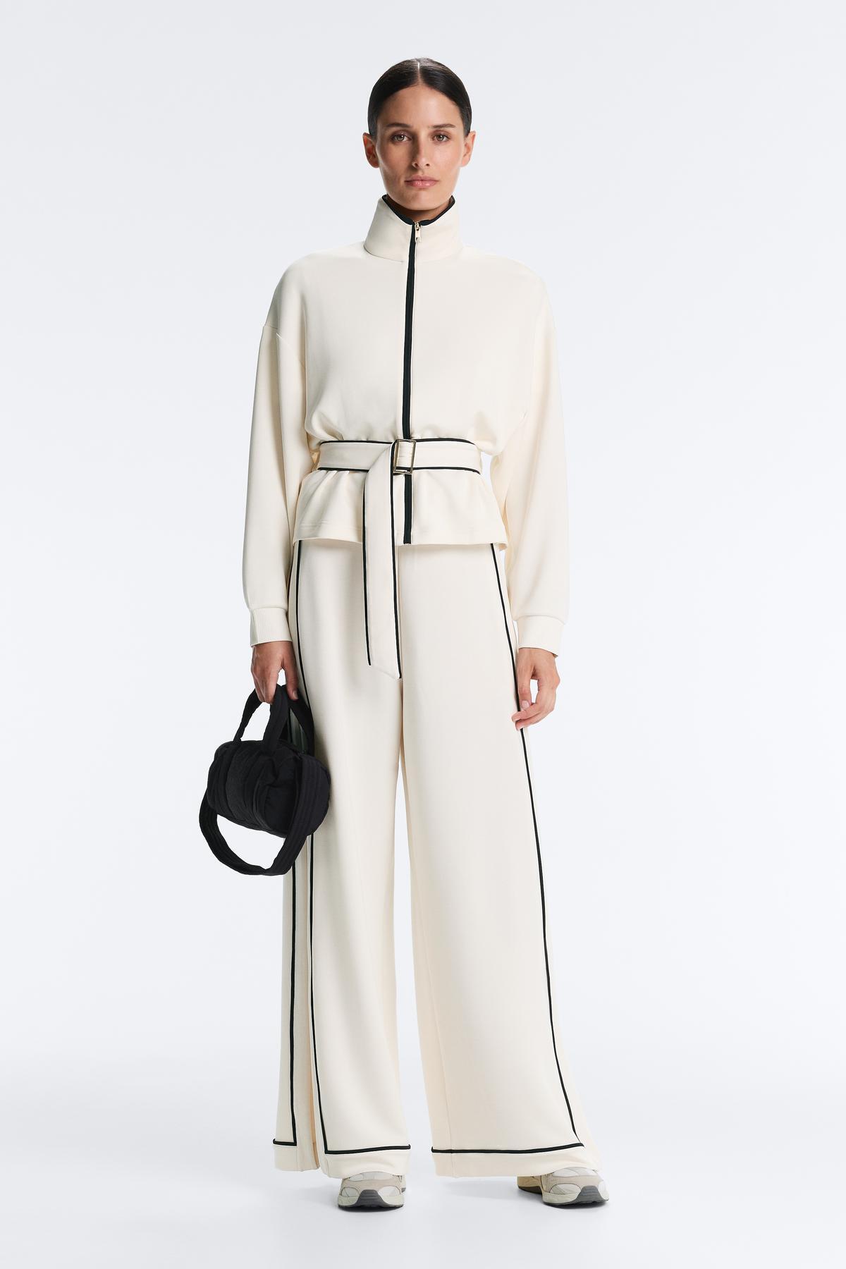 Oysho  Kontrast Piping Detaylı Yumuşak Dokunuşlu Modal Geniş Paça Pantolon - Görsel 3