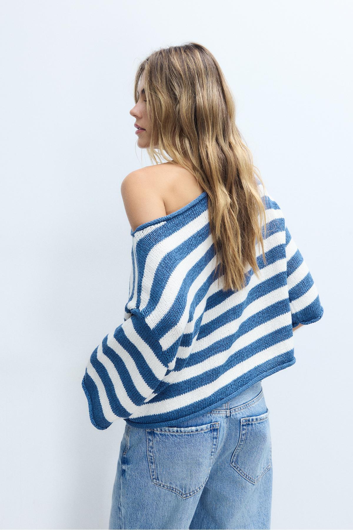 Stradivarius  Geniş yaka triko kazak - Görsel 5