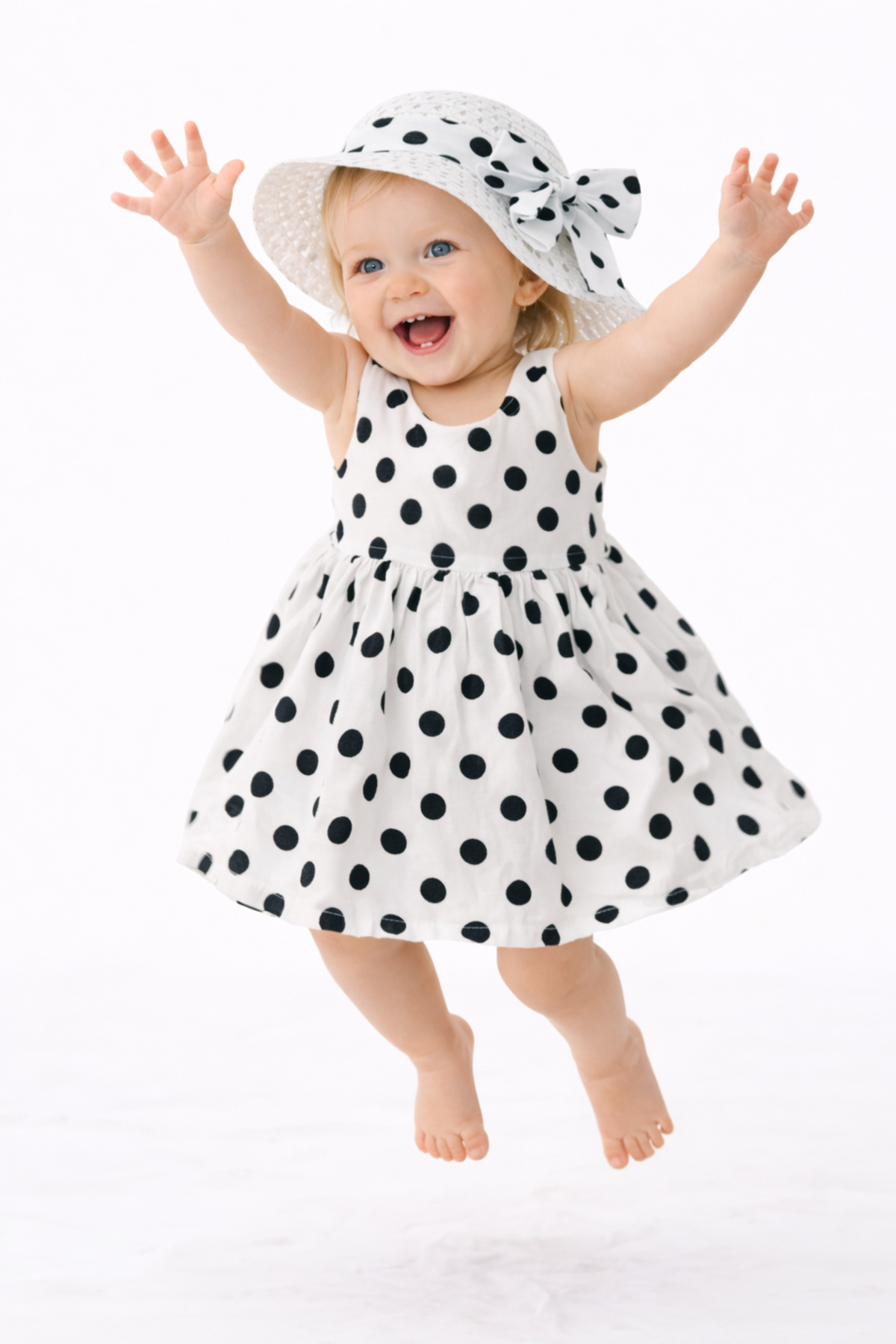Chicsy Baby Tatlı Yazlık Kız Bebek Elbise Puantiye Desenli Şapkalı Elbise fotoğrafı 6 (önizleme)