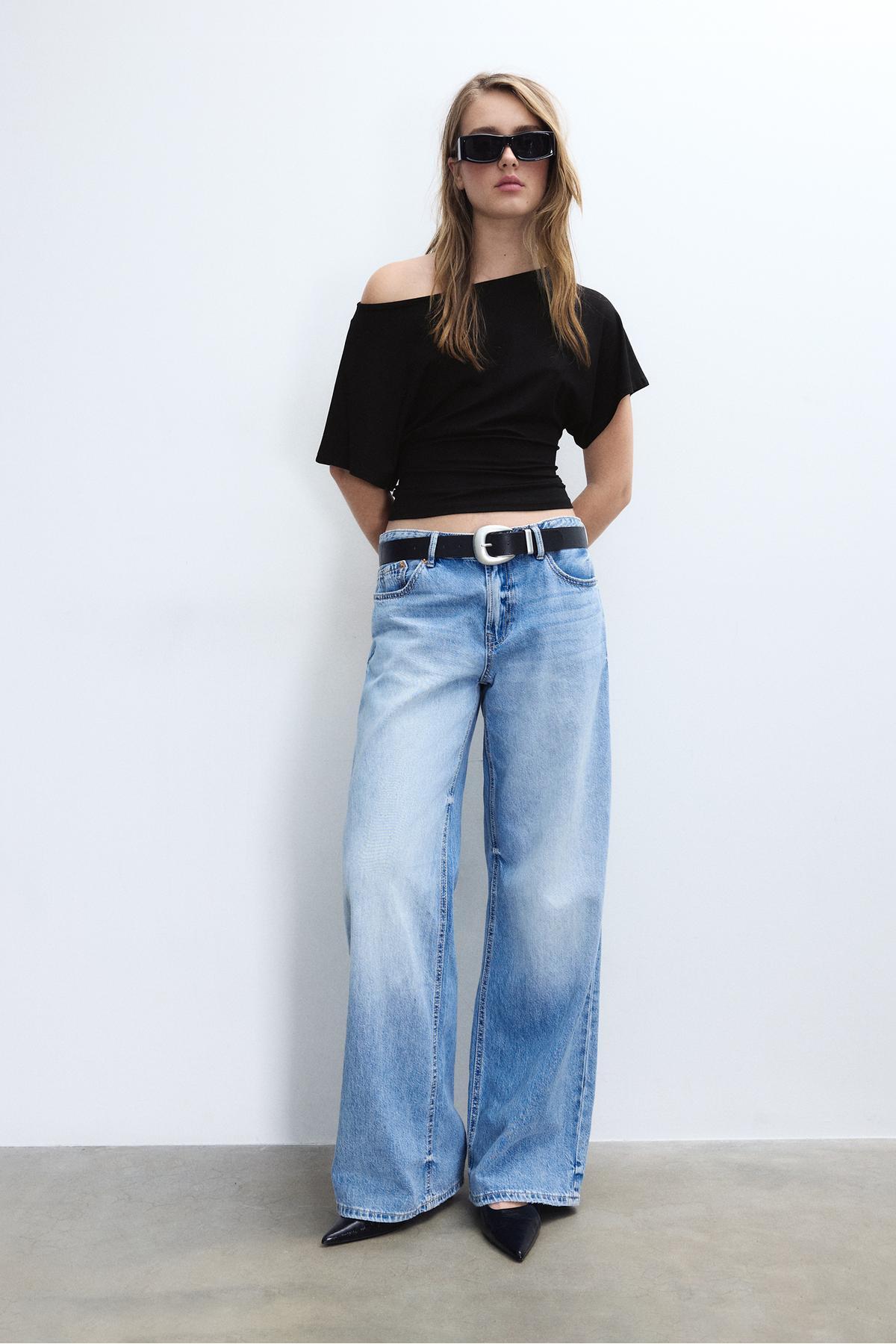 Stradivarius  Kısa kollu kayık yaka t-shirt