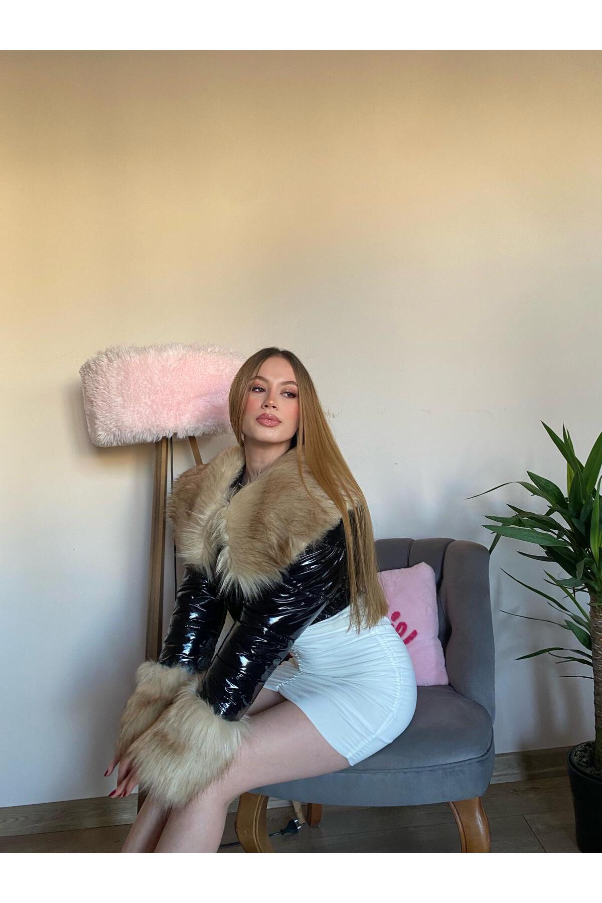 gardiant  Siyah renk yakası ve kolu kürklü uzun kollu kadın mont - Görsel 3