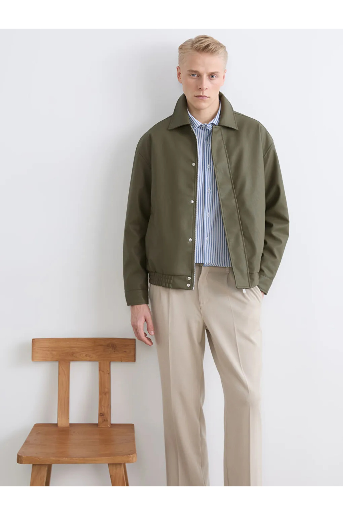 LC Waikiki  Kahverengi Standart Kalıp Deri Görünümlü Erkek Mont - Görsel 2