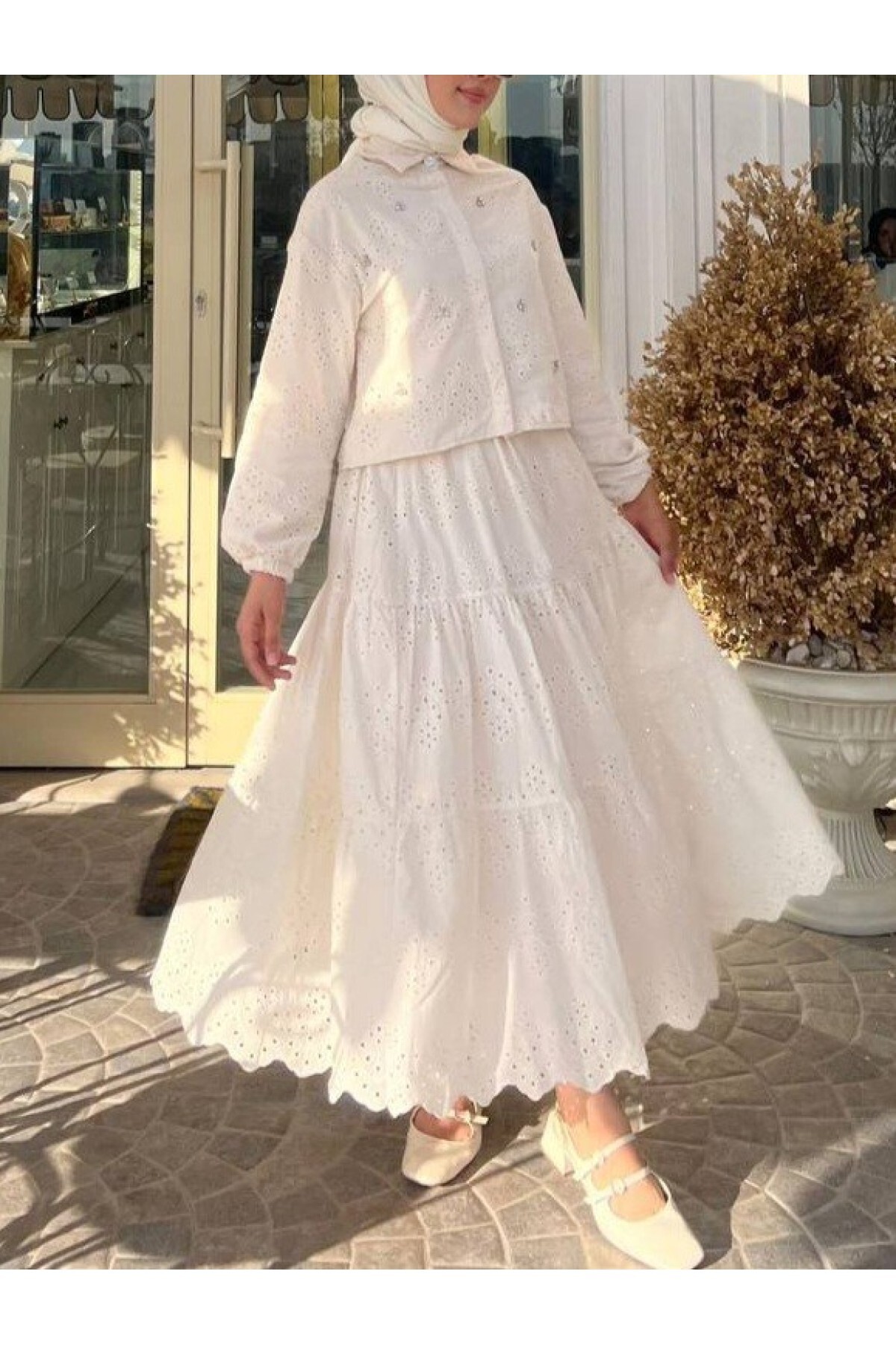 Women's Scallop Detailed Blouse Skirt Modest Set - Beige