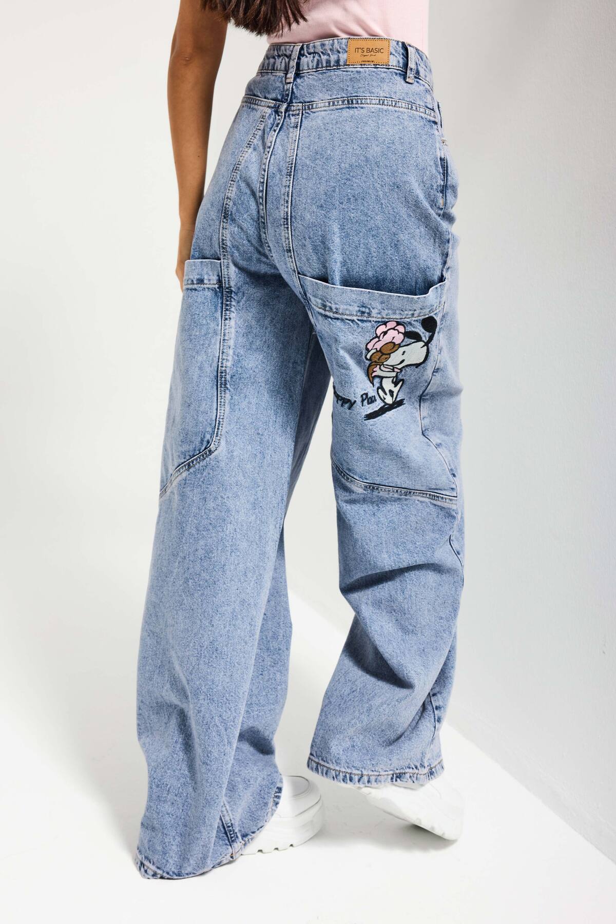 it's basic Kadın Kot Rengi 4s6-89 Mega Baggy Fit Nakış Detaylı Özel Tasarım Denim Jean görsel 2