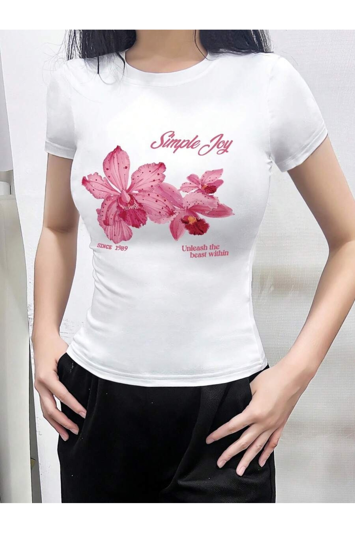 PALPİTO  Kadın Beyaz Simple Joy Baskılı Bisiklet Yaka Dar Crop Tshirt - Görsel 2