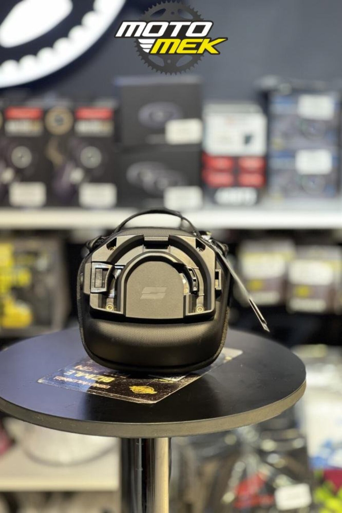 Resim Motomek SHAD E03C CLICK SYSTEM DEPO ÜSTÜ ÇANTA 3 Litre 