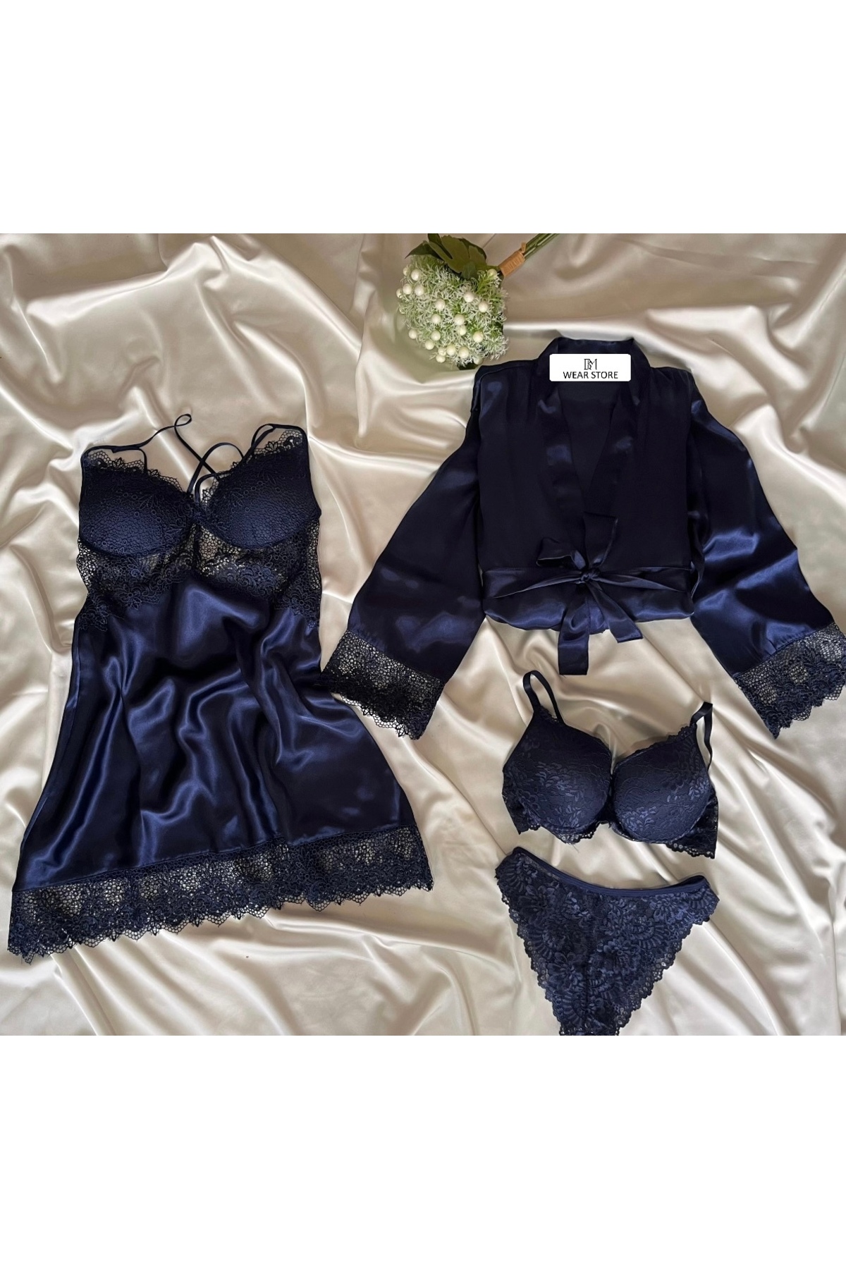 B&M STORE Kadın 4’lü Saten Gecelik ve Sabahlık Sütyen Çeyiz Seti