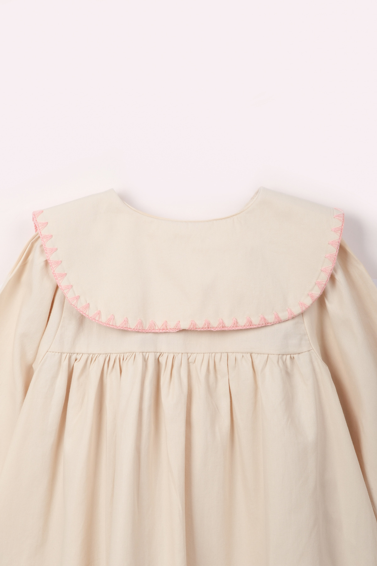 Vauva Kız Çocuk Elbise Uzun Kollu Nakış Detaylı Düğmeli Bayramlık Elbise fotoğrafı 5 (önizleme)