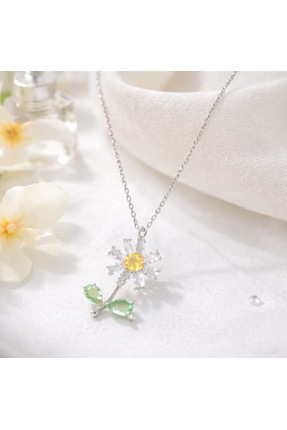 VogueaStyle Papatya Figürlü Taşlı Silvir Kolye