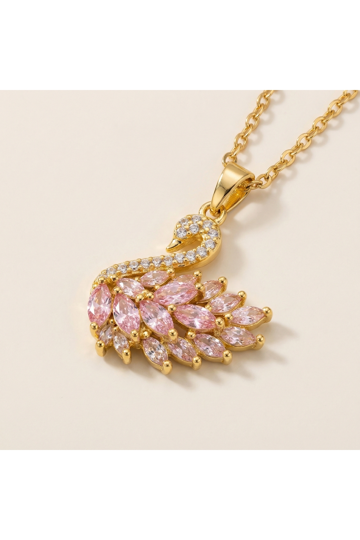 AccessoriesCınCık  316L Kararmaz Çelik Gold Renk Kuğu Model Kadın Kolye