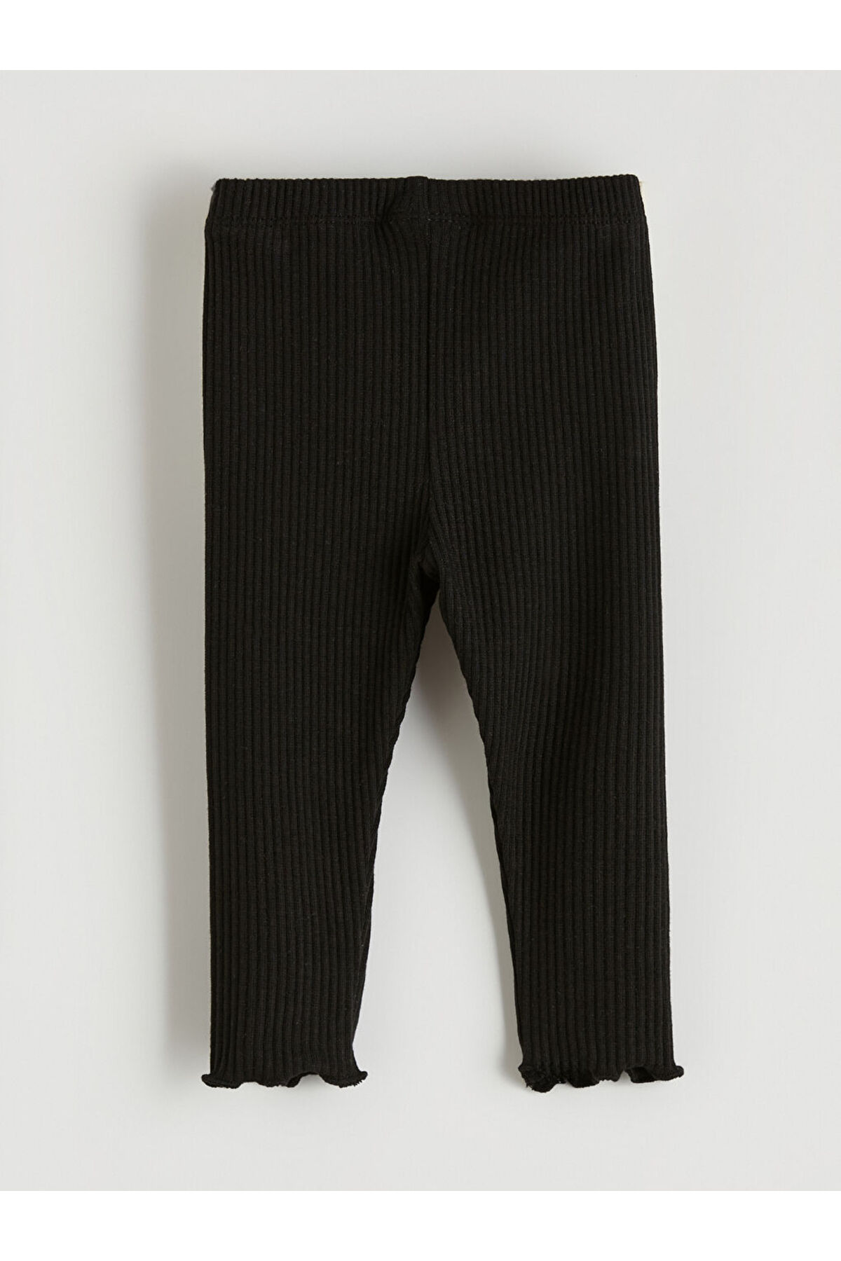 LC Waikiki Siyah Paçaları Fırfırlı Kız Bebek Kaşkorse Tayt fotoğrafı 2 (önizleme)