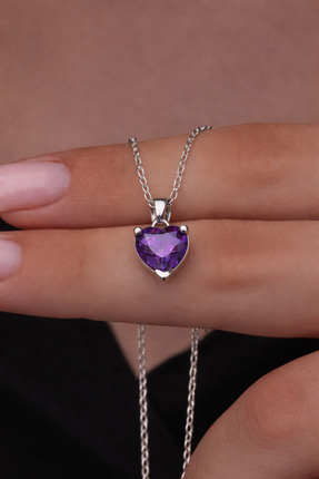 Şems Kamer 925 Ayar Gümüş Yeşil Kalp Taşlı Kolye