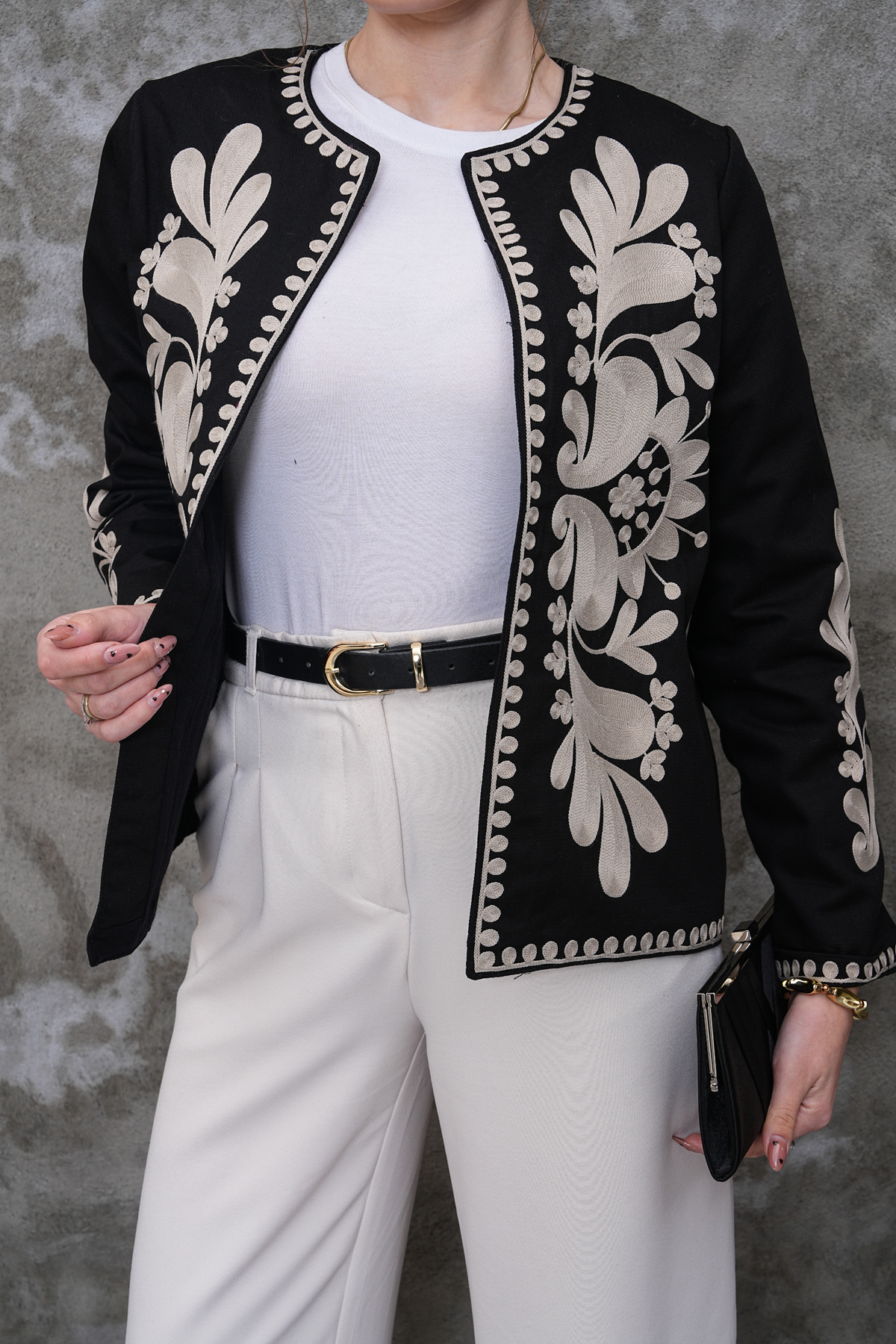 FancyWorld  Siyah Bej Desenli Nakış İşlemeli Vintage Ceket - Görsel 3