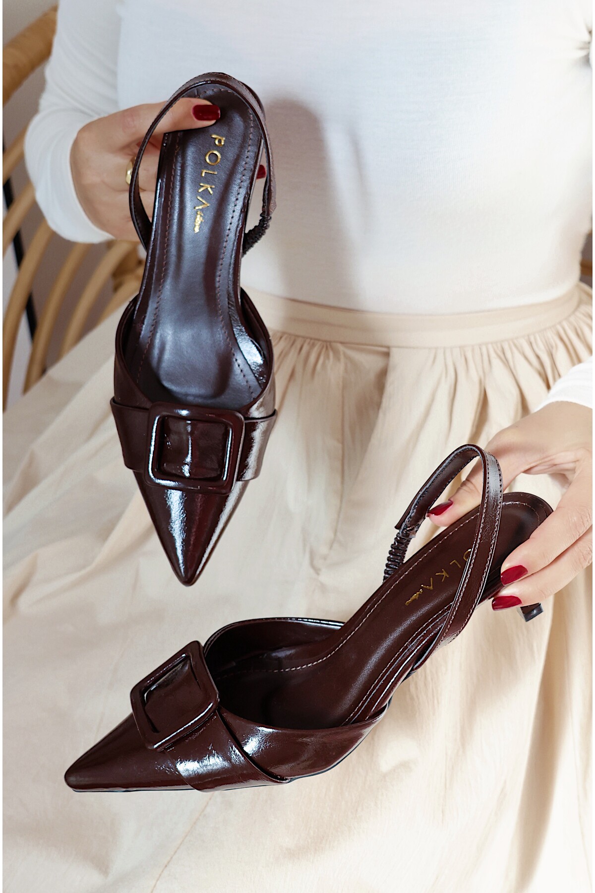 POLKA STORE  May Kare Tokalı Sivri Burunlu Kısa Kitten Topuklu Kahve Rugan Kadın Ayakkabı - Görsel 2