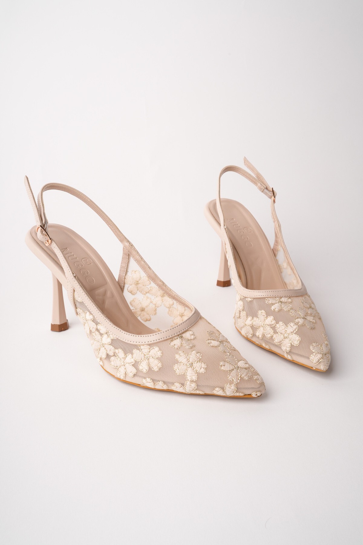 Muggo  ARİS Dantel Detaylı Sivri Burun Arkası Açık İnce Topuklu Kadın Abiye Ayakkabı