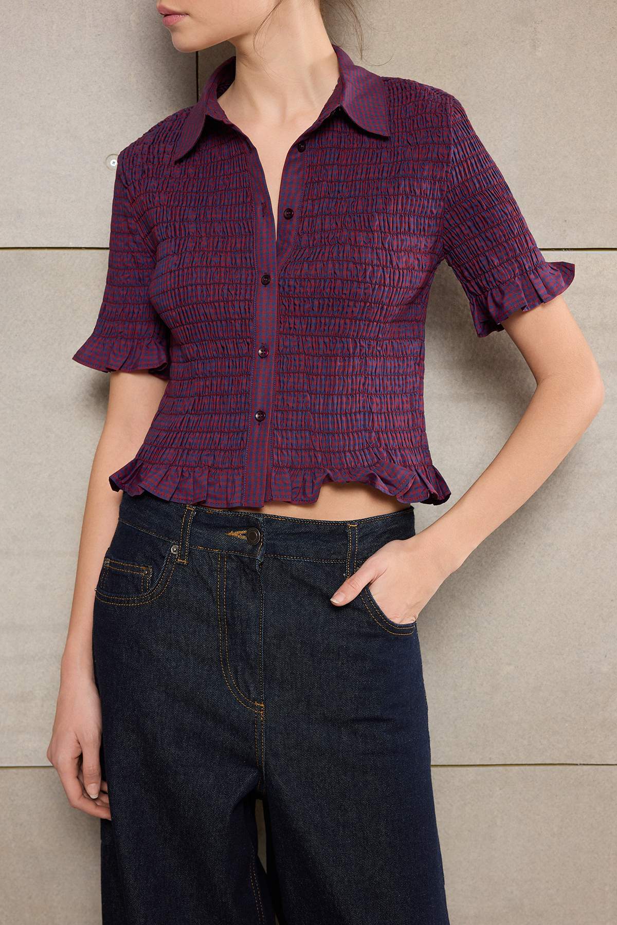 Trendyolmilla  Bordo-Çok Renkli Teen Pötikare Gipeli Bedene Oturan Gömlek TWOSS26GO00063 - Görsel 3