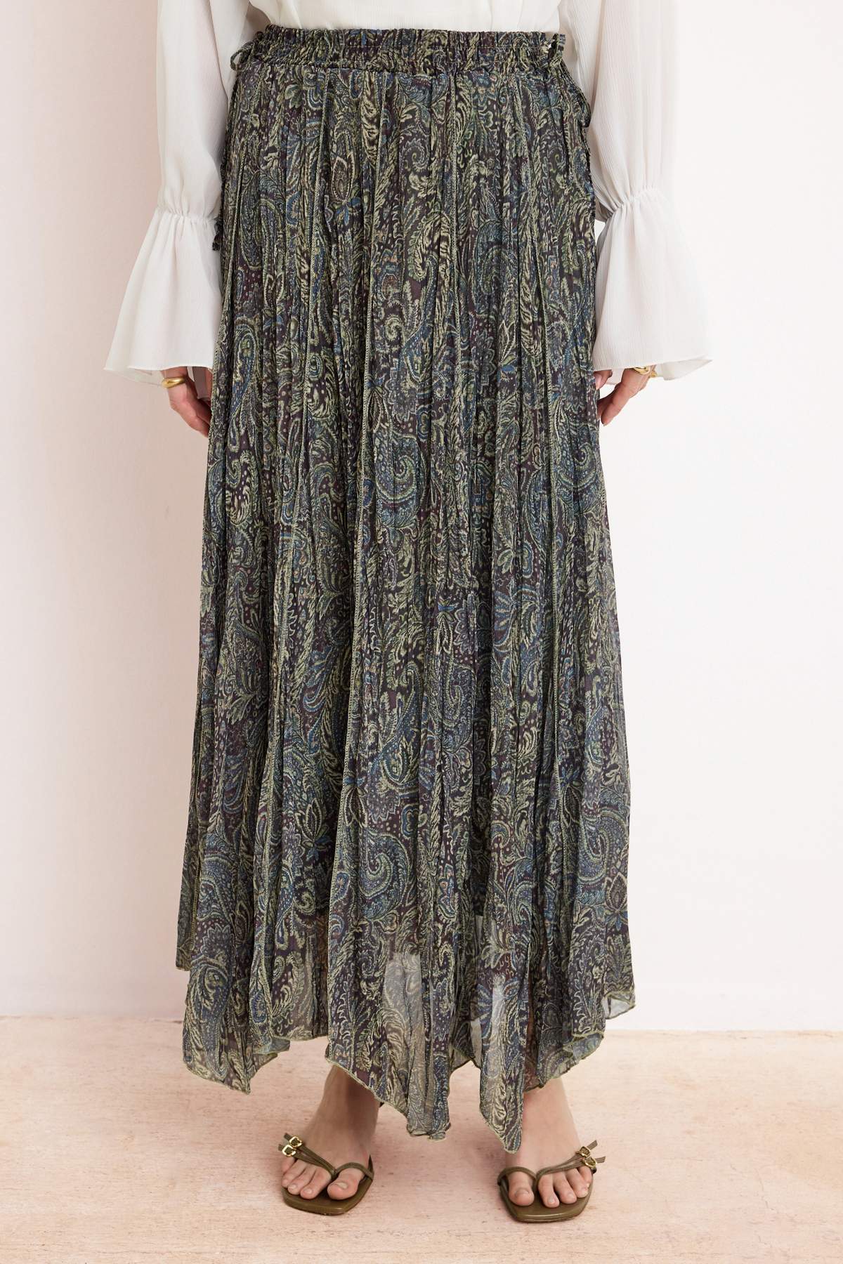 Trendyolmilla  Haki Şifon Piliseli Astarlı Etnik Desenli Maxi Etek TCTSS26EE00007 - Görsel 3