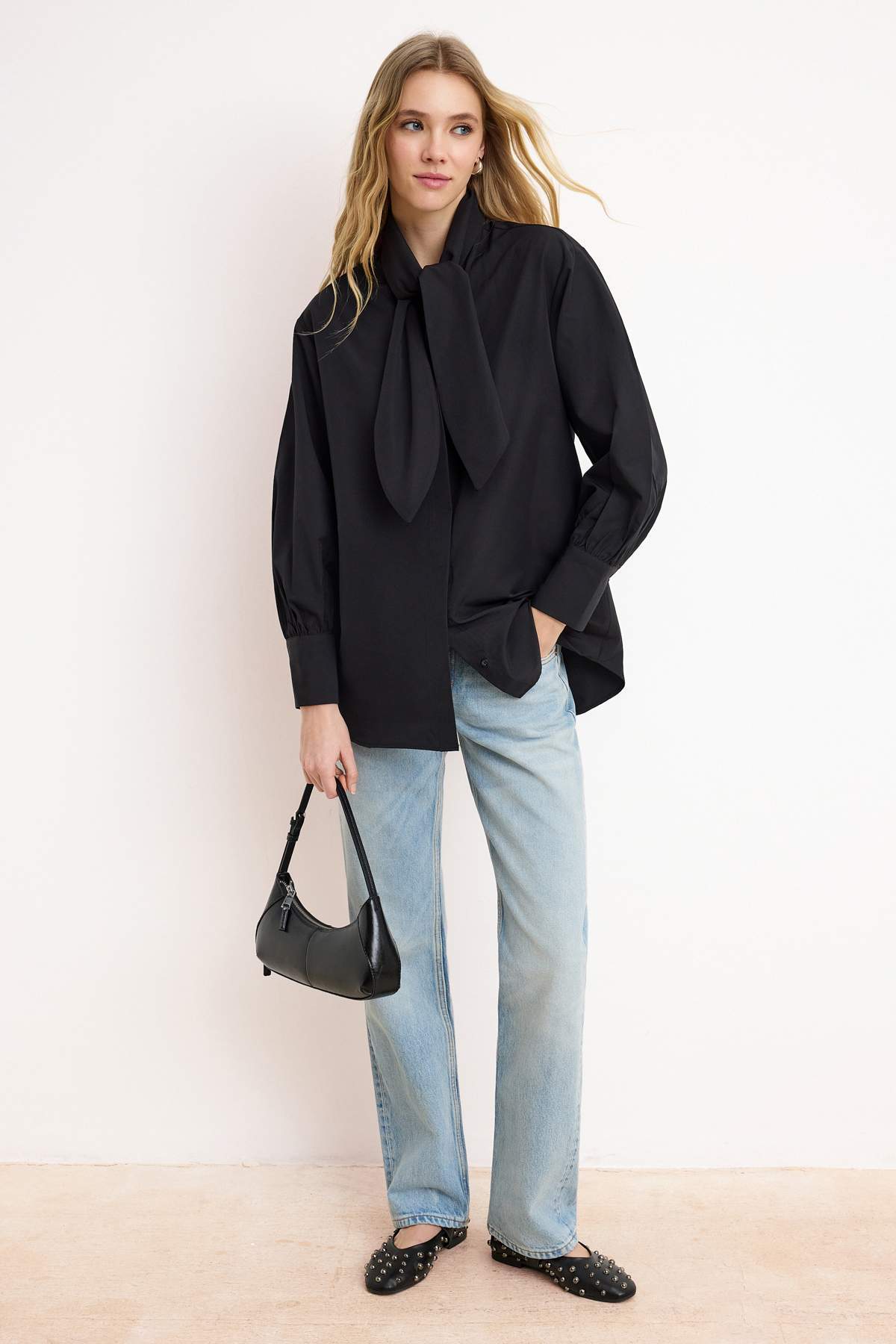 Trendyol Modest Czarna apaszka, szczegółowy krój regularny/normalny, bawełnia...