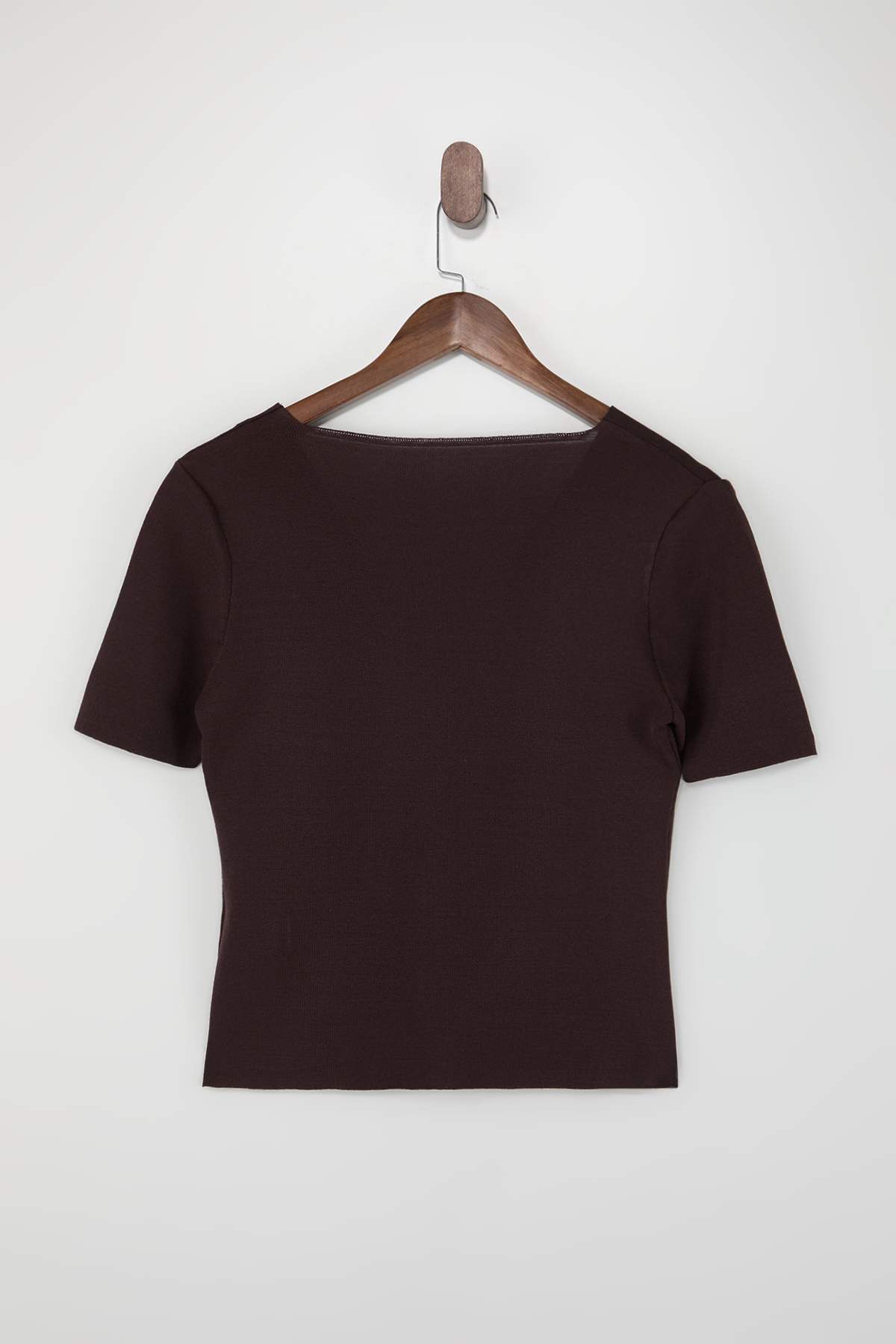 Trendyolmilla  Kahverengi Düğme Detaylı V Yaka Triko Bluz TWOSS26BZ00129 - Görsel 6